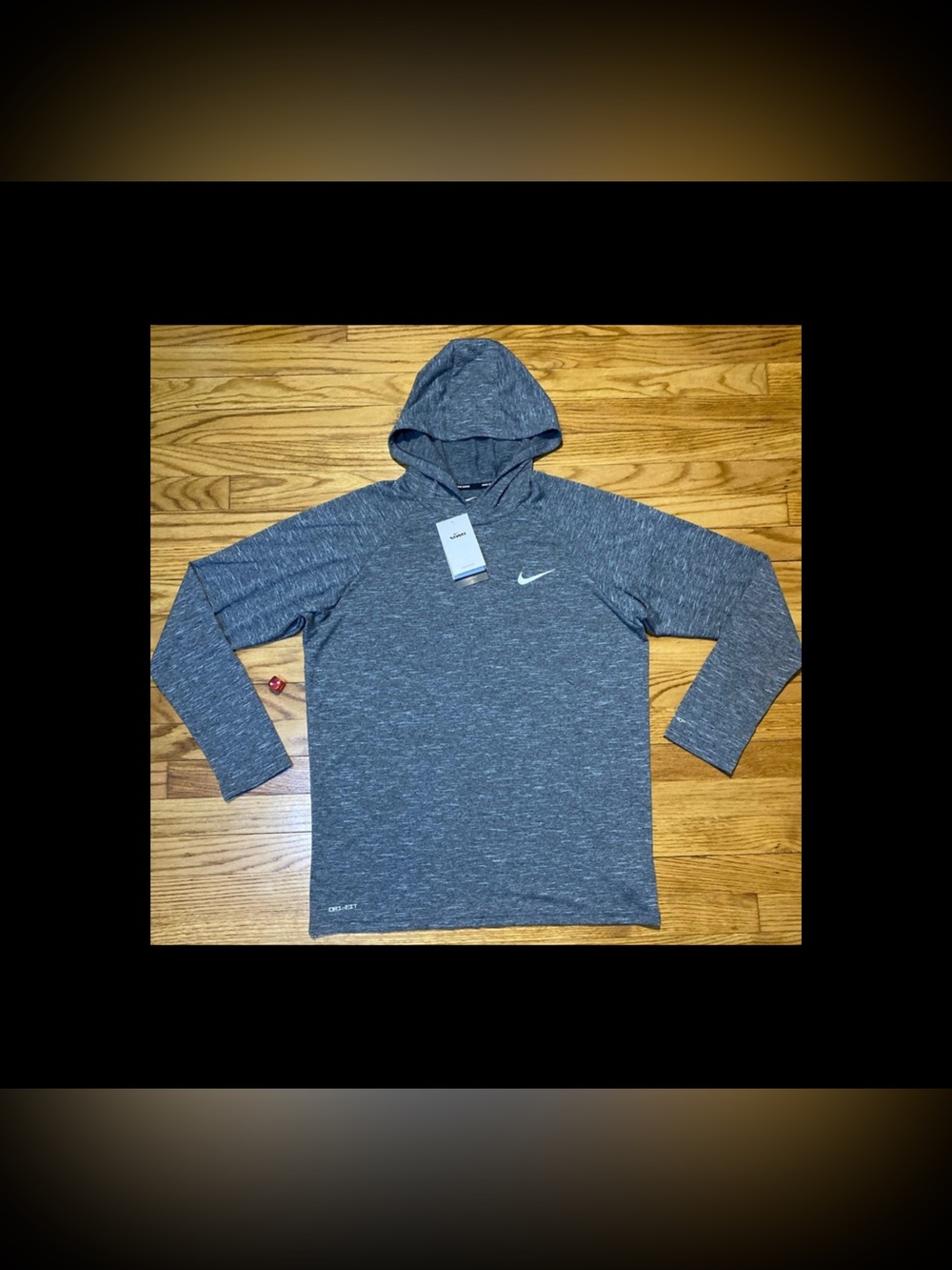 Nike Dri-fit Swim Gray Hydroguard Hooded T-Shirt shirt Men’s sz Medium NEW!!
